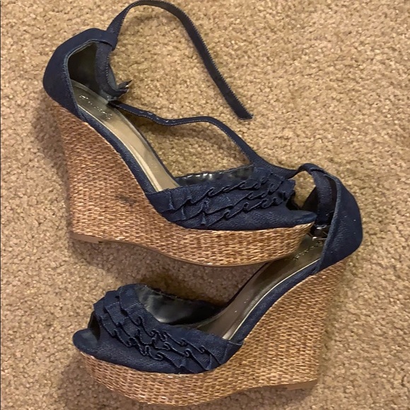 Chambray Denim wedges size 10 - Picture 4 of 5
